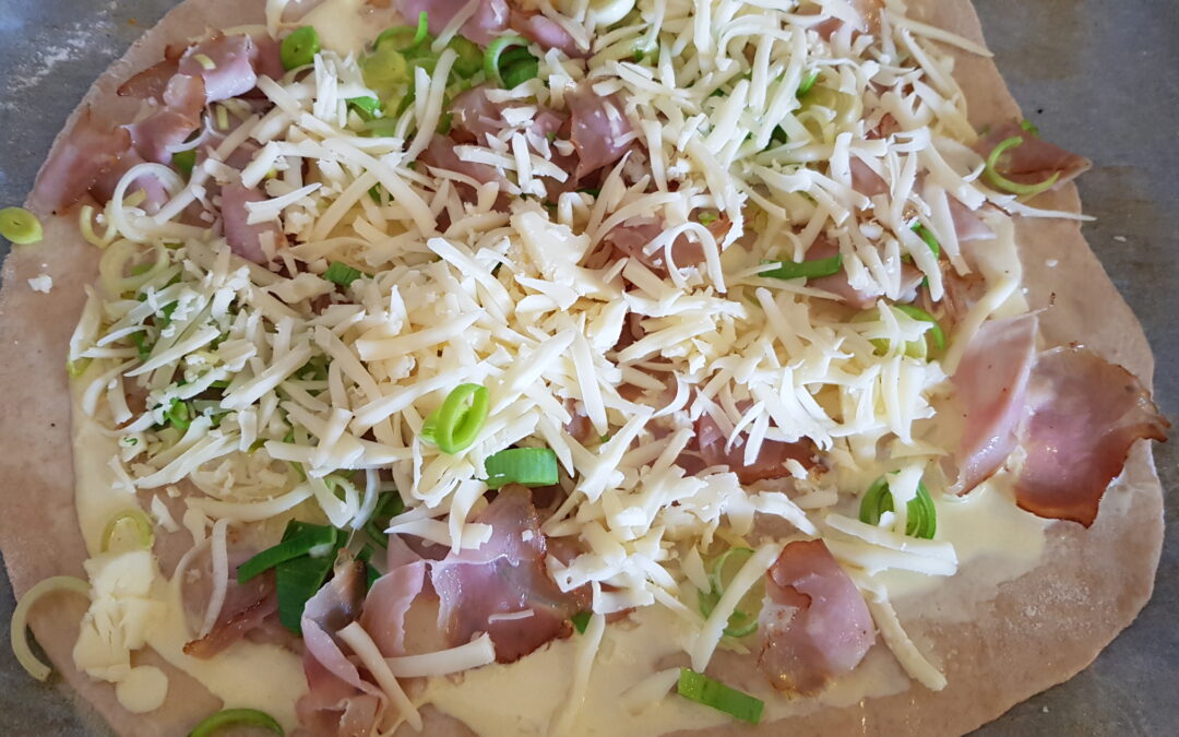 Flammkuchen mit Lauch